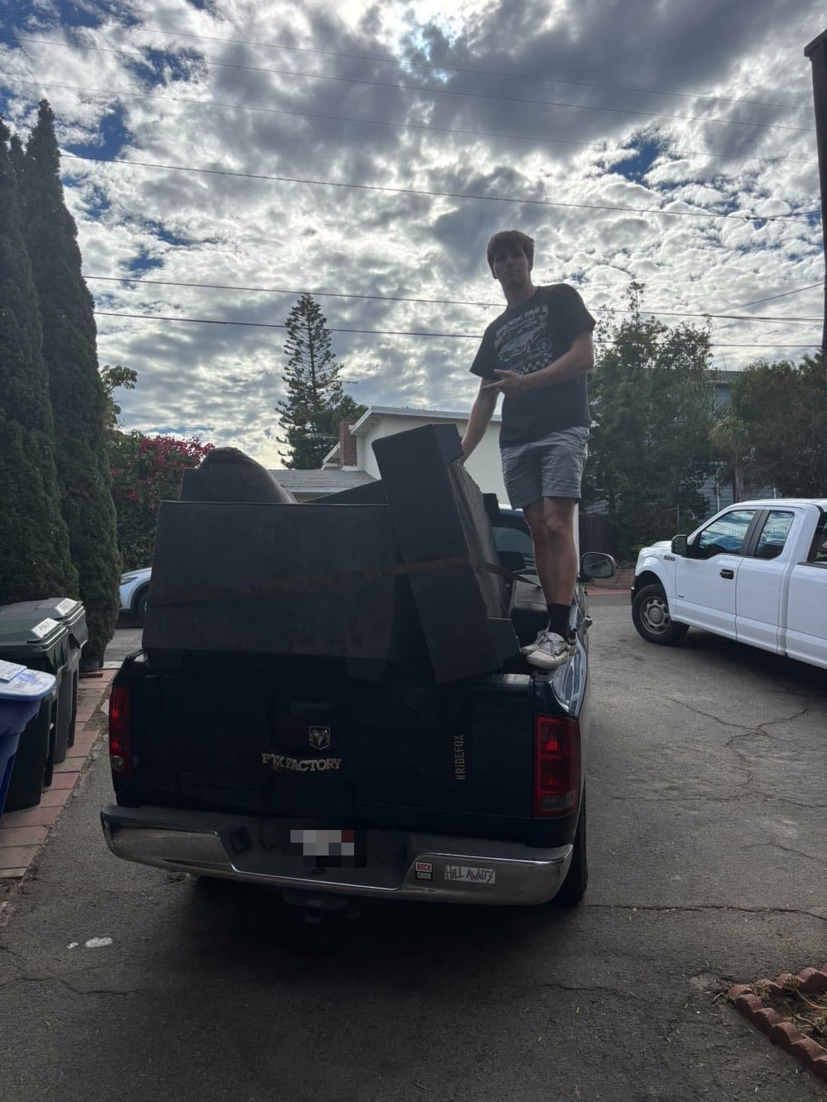 The NexxGen Hauling crew on a job in San Diego
